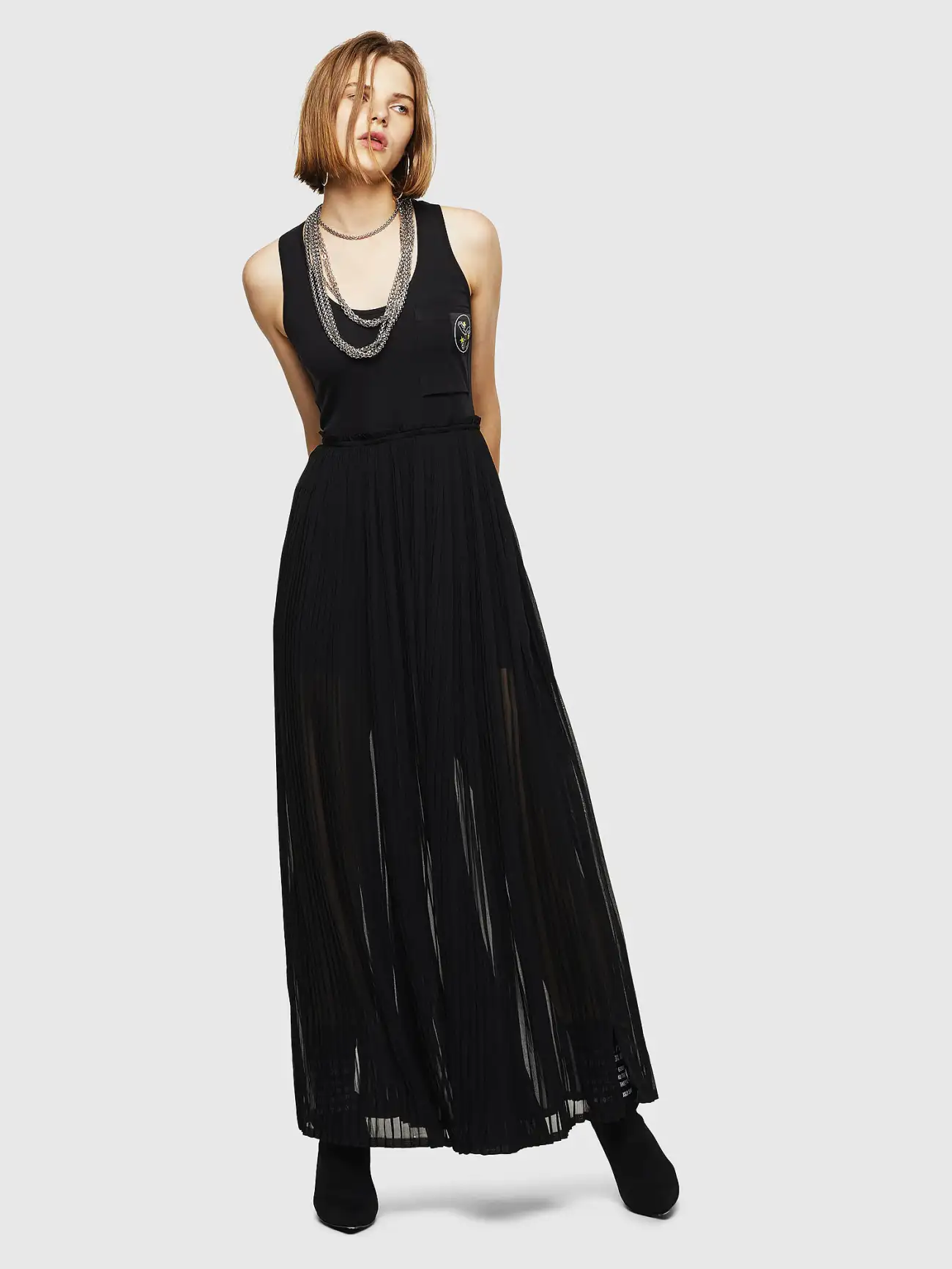 700180400-1.webp