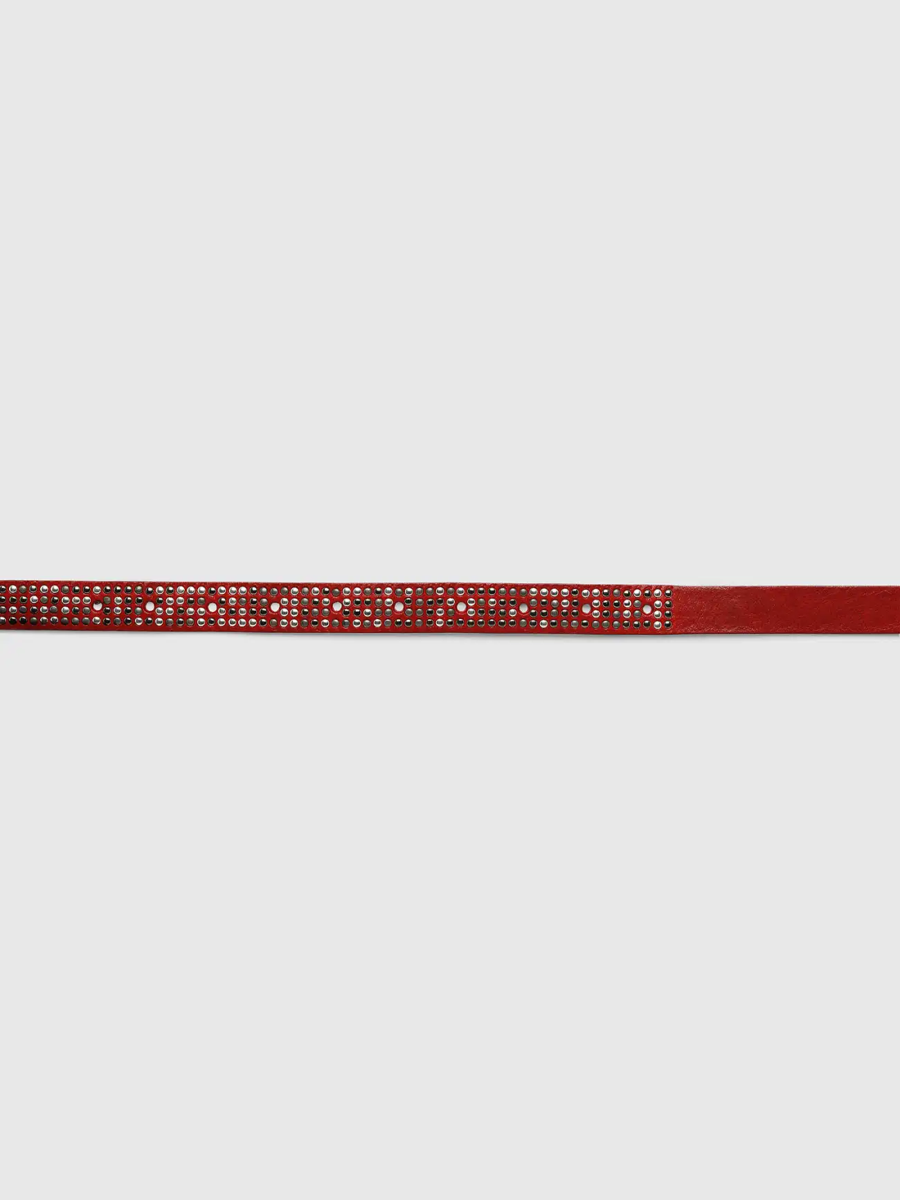 700183757-3.webp