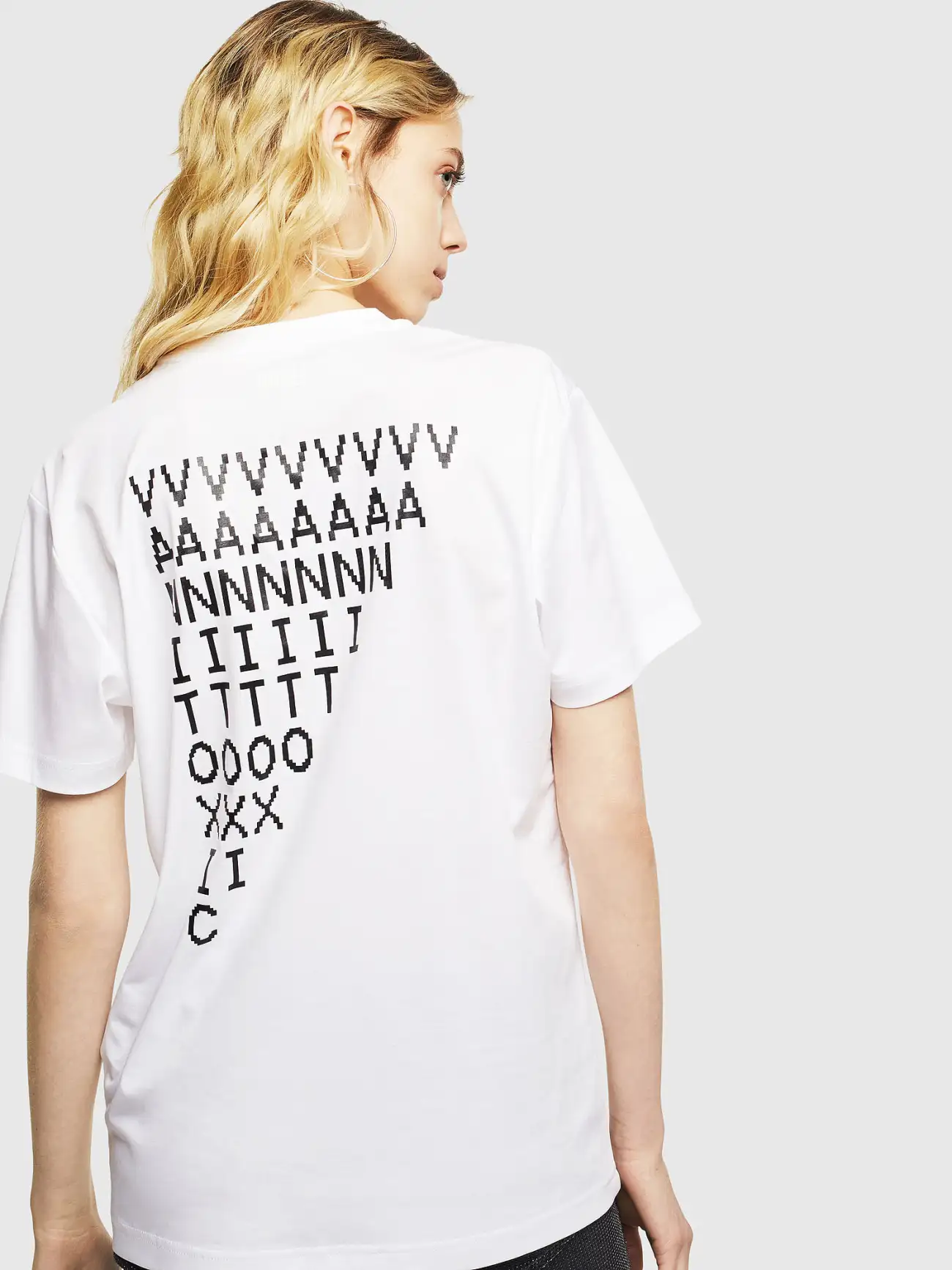 700185191-4.webp
