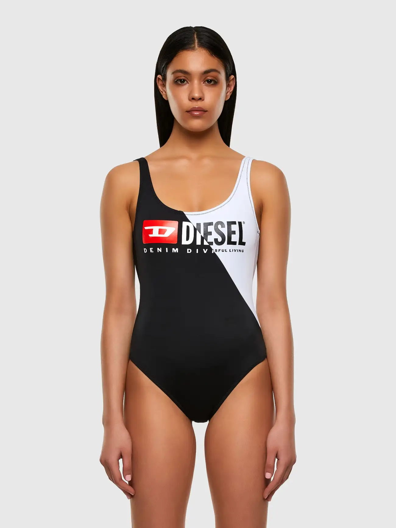 700188122-1.webp