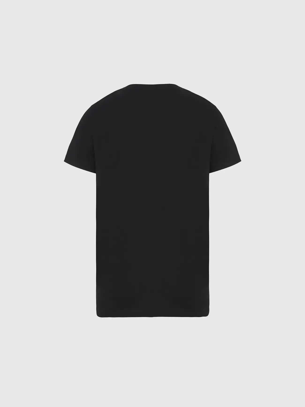 700190332-2.webp
