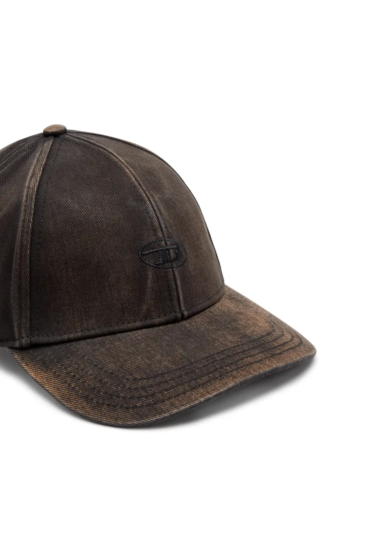 700212859-3.webp