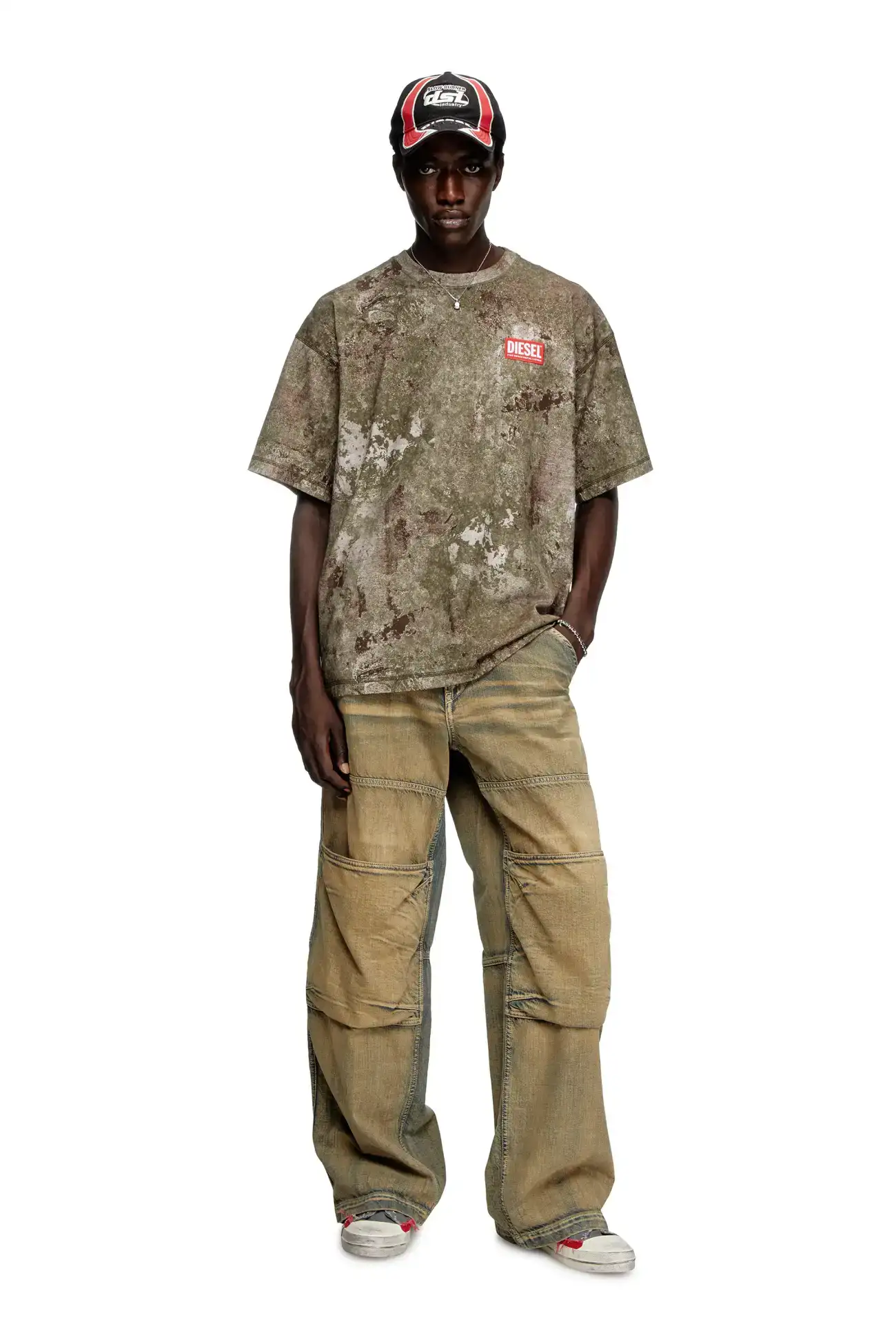 700224423-3.webp