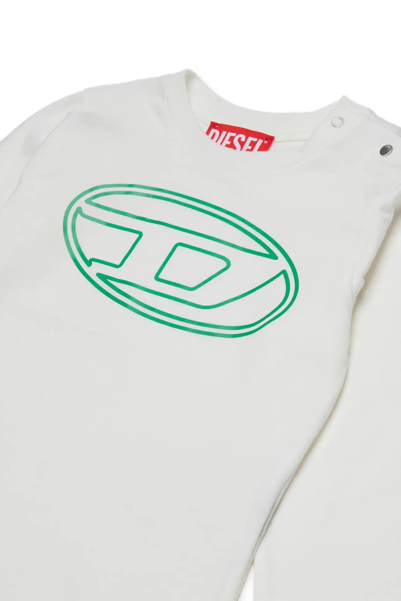 700228257-3.webp
